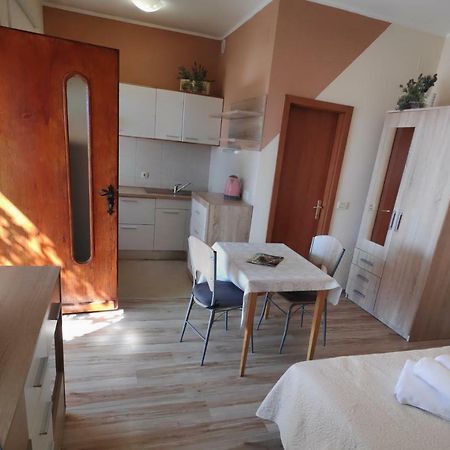 Apartments Niko Omiš Exterior foto
